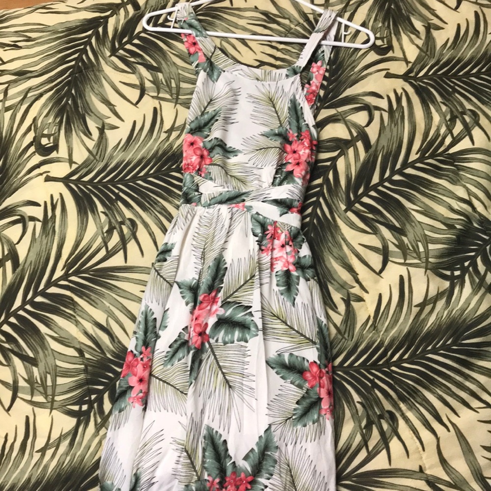 GOREGOUS TROPICAL MAXI